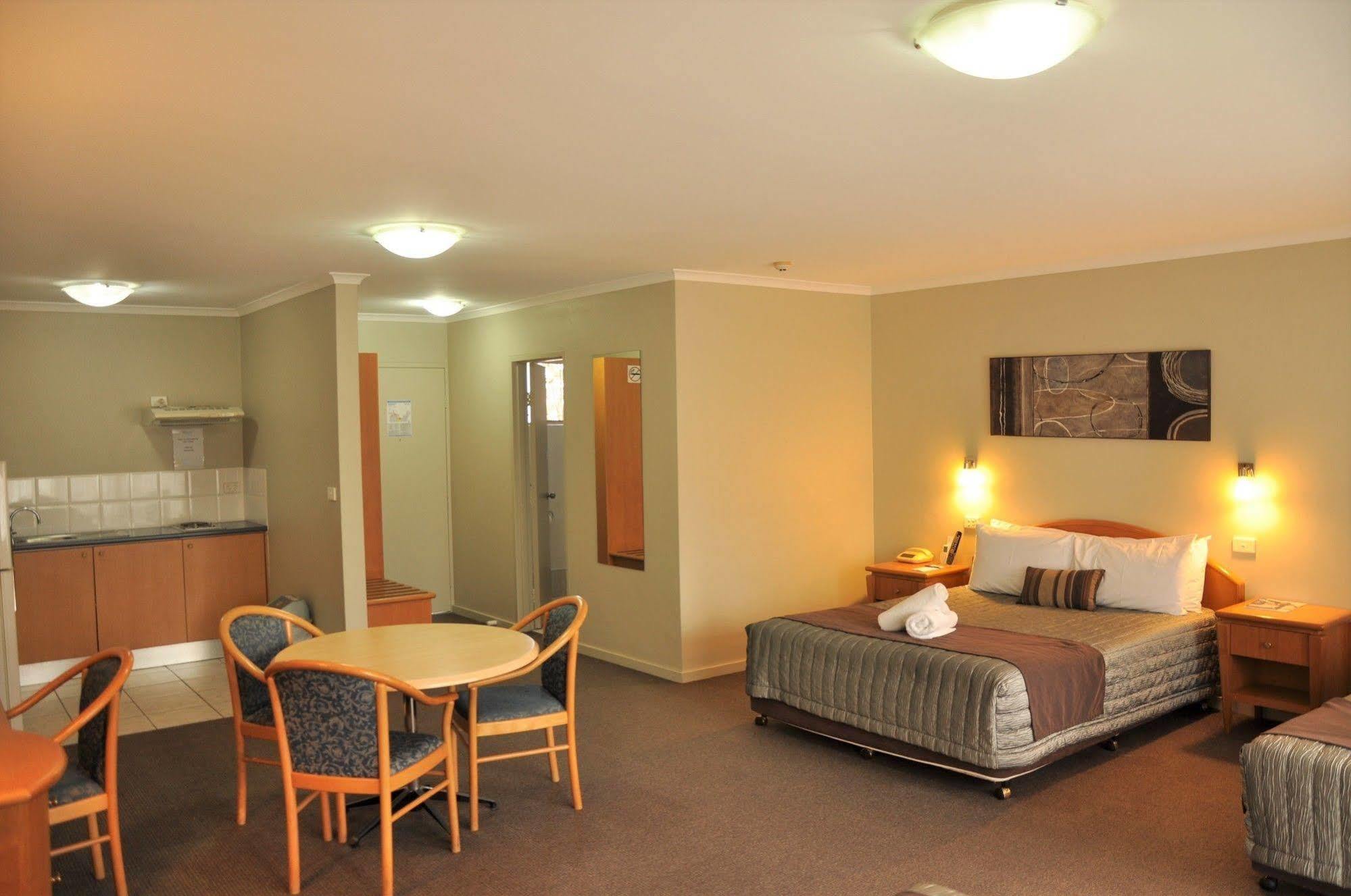 Chittaway Motel Tuggerah Exterior photo